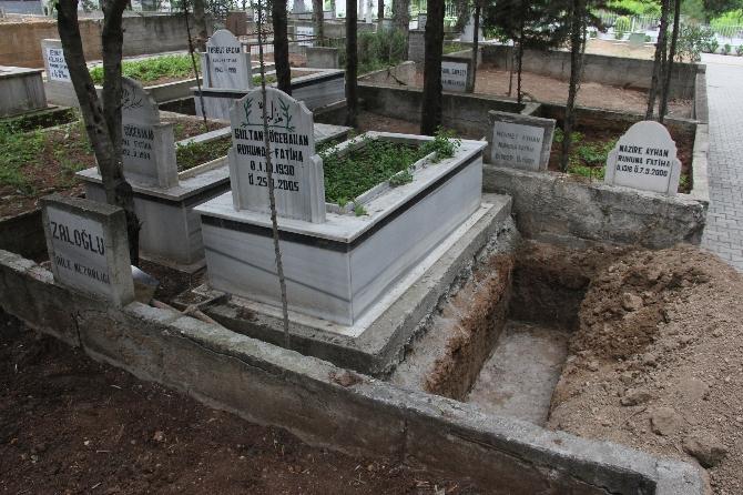 Murat Göğebakan son yolculuğuna uğurlandı İZLE