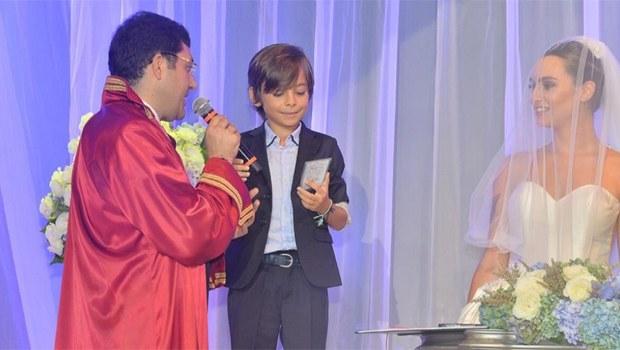 Sarp Levendoğlu ile Birce Akalay evlendi