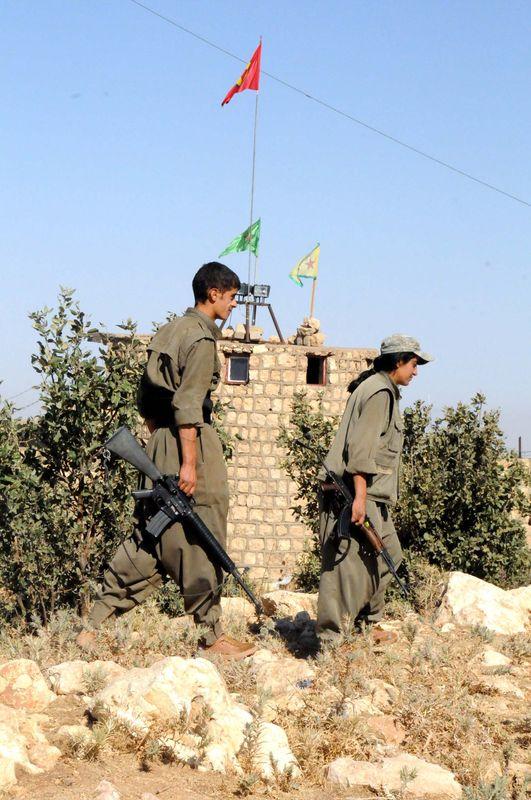 PKK'lılar Şengal'de Saddam'ın karakollarına yerleşti