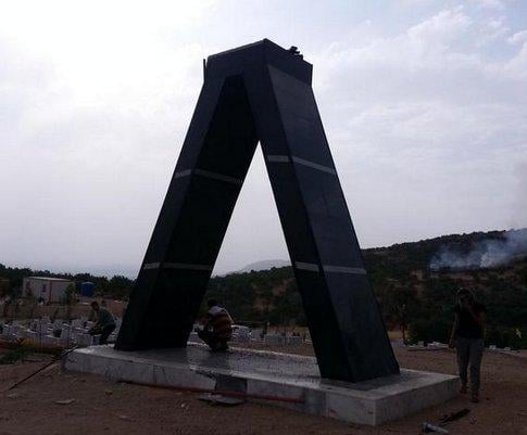 Diyarbakır'daki PKK'lı heykeli yıkıldı İZLE