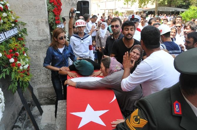 Şehit Uzman Çavuş Uğur İnal toprağa verildi