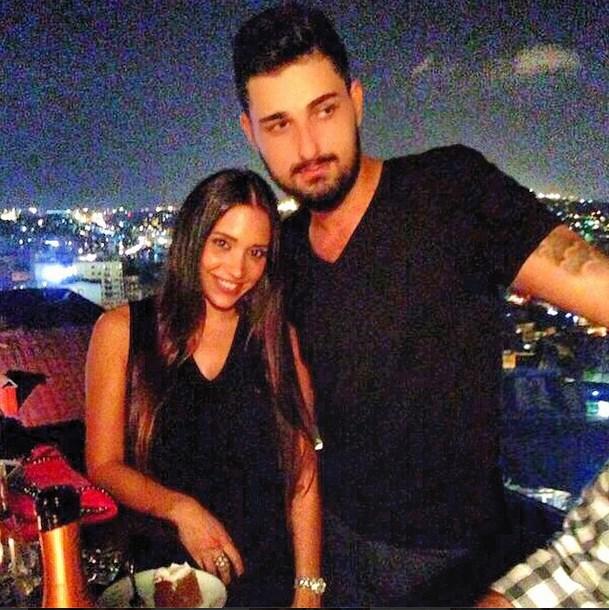 İdo Tatlıses şampanya patlattı