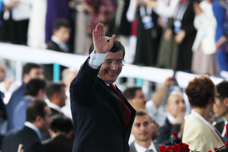 Ahmet Davutoğlu AK Parti Genel Başkanı oldu İZLE