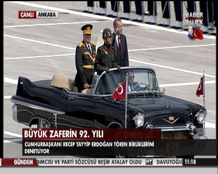 Cumhurbaşkanı Erdoğan tören kıtasını selamladı İZLE