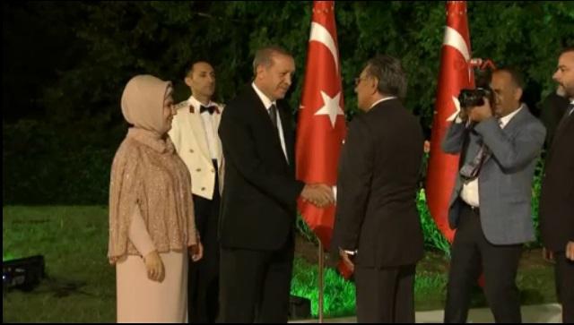 Aydın Doğan 30 Ağustos resepsiyonuna katıldı