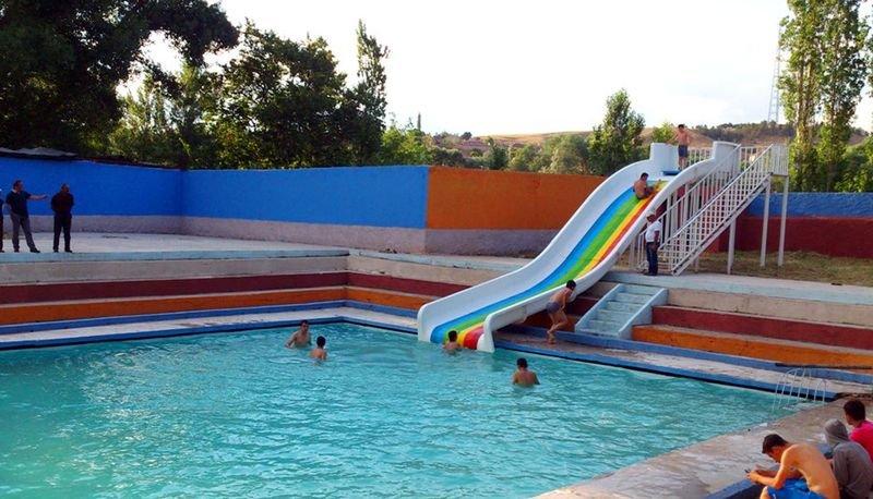 Yozgat'ta erkekler havuzu açıldı