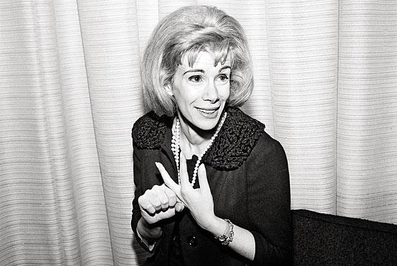 Amerikalı komedyen Joan Rivers öldü