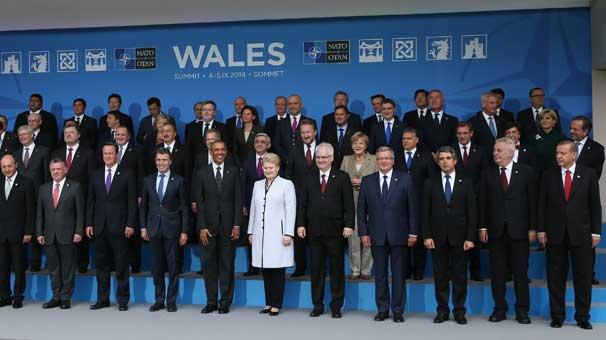 NATO zirvesinde Erdoğan'lı aile fotoğrafı