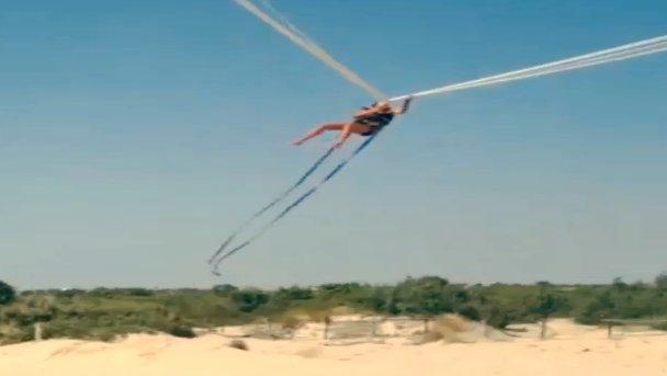 Berrak Tüzünataç insan sapanı denerse İZLE