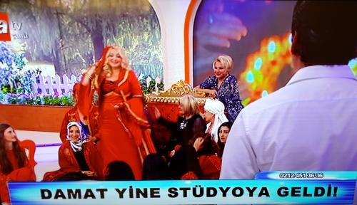 Zahide Yetiş'in kına gecesi İZLE