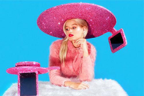 360 derece Selfie çeken Sombrero