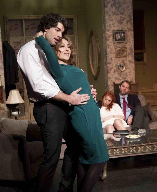 Zerrin Tekindor'dan cesur sahneler