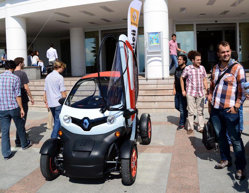 Hüseyin Avni Coş: 600 km gitmeden mola vermem