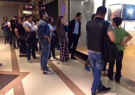 İstanbul'da iPhone 6 kuyruğu