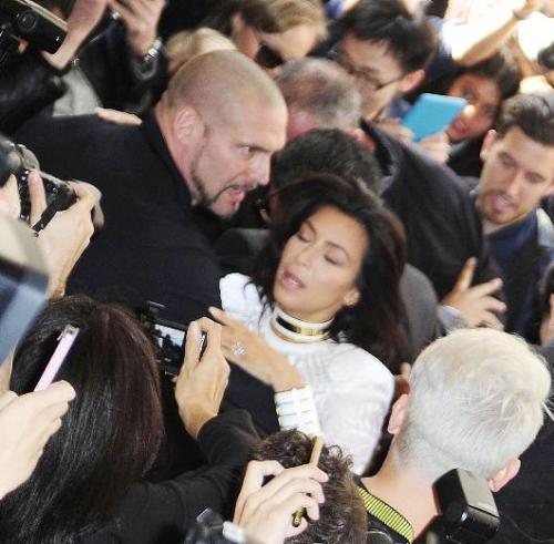 Kim Kardashian'a saldırı