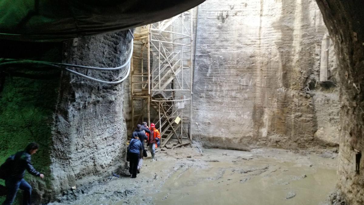 Metro, Seyrantepe durağında kaza yaptı İZLE