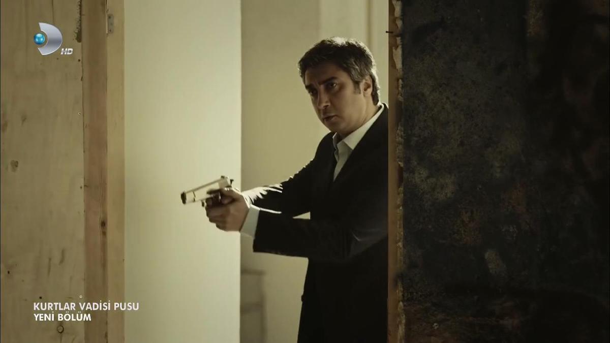 Kurtlar Vadisi'nde IŞİD'le Polat çatıştı İZLE