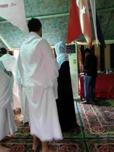 Gülben Ergen Hac fotoğraflarını paylaştı