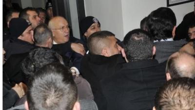 CHP Antalya İl Kongresi olaylı başladı