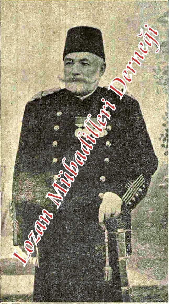 Osmanlı paşasının kemikleri yol kenarına atıldı