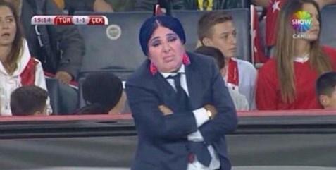 Nur Yerlitaş internette fenomen oldu İZLE