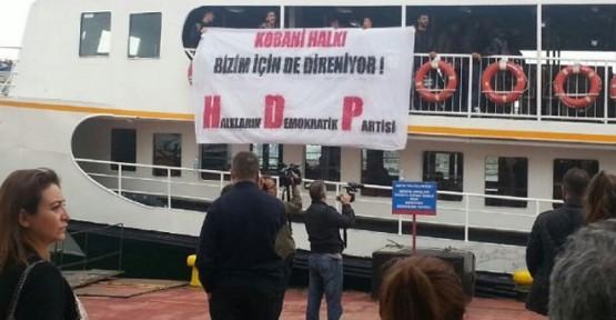 Vapurda Kobani eylemi yapanlar serbest bırakıldı