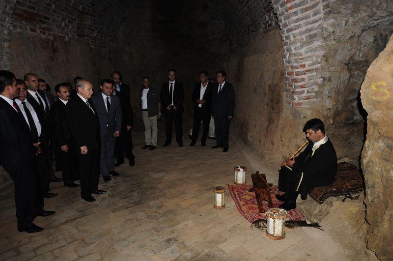 Bahçeli Alanya'da saltanat kayığına bindi