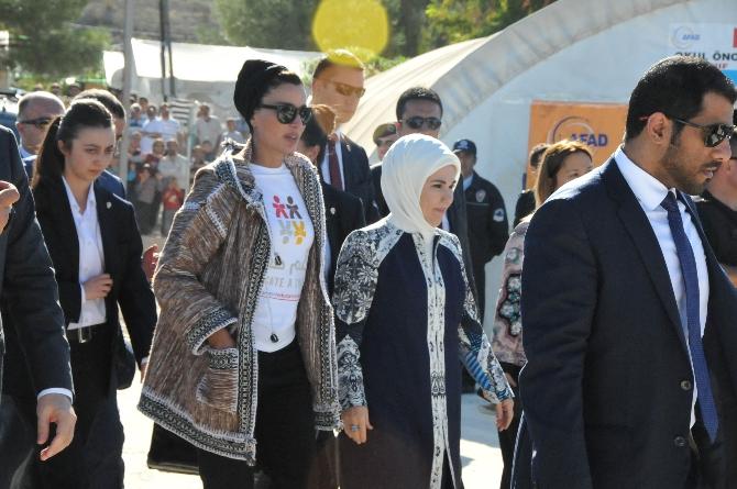 Emine Erdoğan çadır kentte Suriyeli kadınlarla buluştu