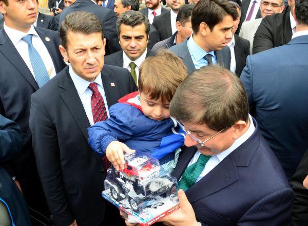 Başbakan Davutoğlu toplu açılış törenine katıldı
