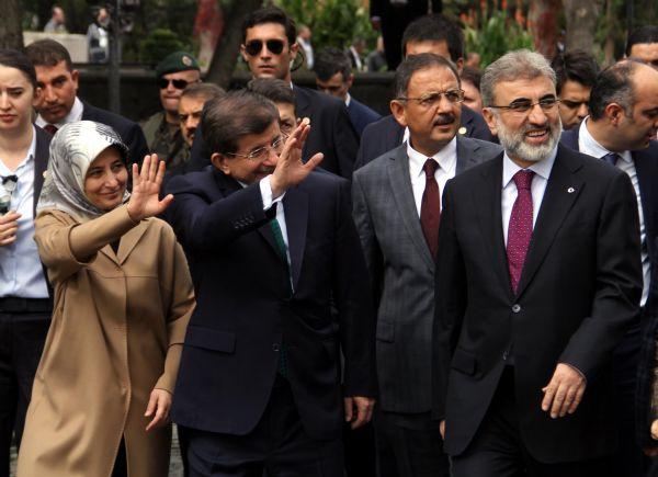 Başbakan Davutoğlu toplu açılış törenine katıldı