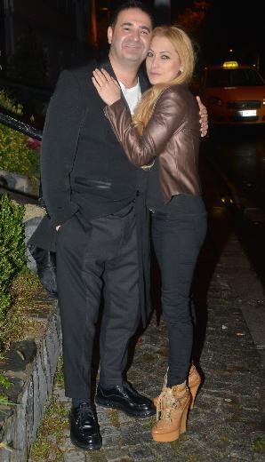 Şafak Sezer: Hanım örümcek bağlamıştı