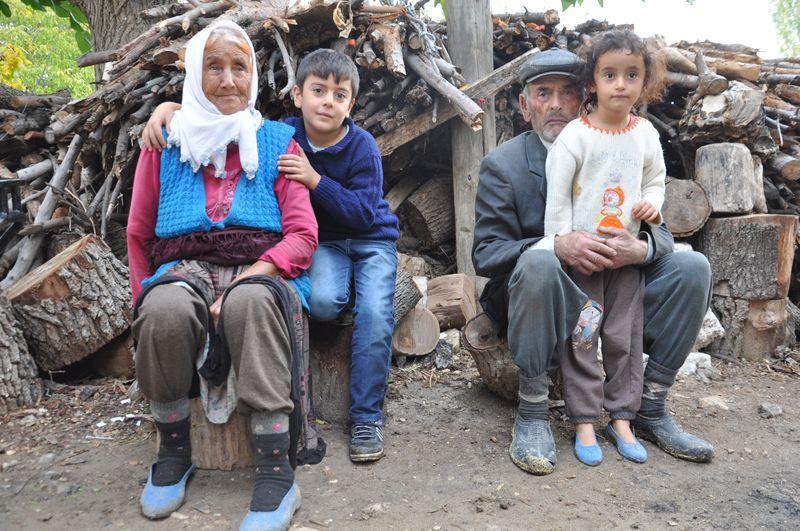 Mahsur kalan madencinin annesi: Oğlum yüzme de bilmezdi