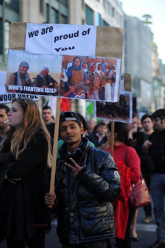 Avrupa'da Kobani yürüyüşleri