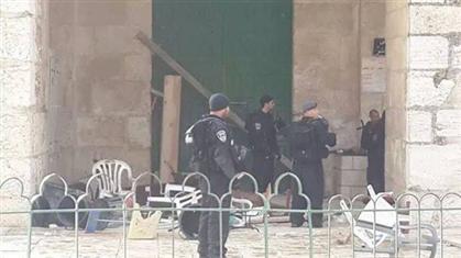 İsrail Mescid-i Aksa'yı bastı İZLE