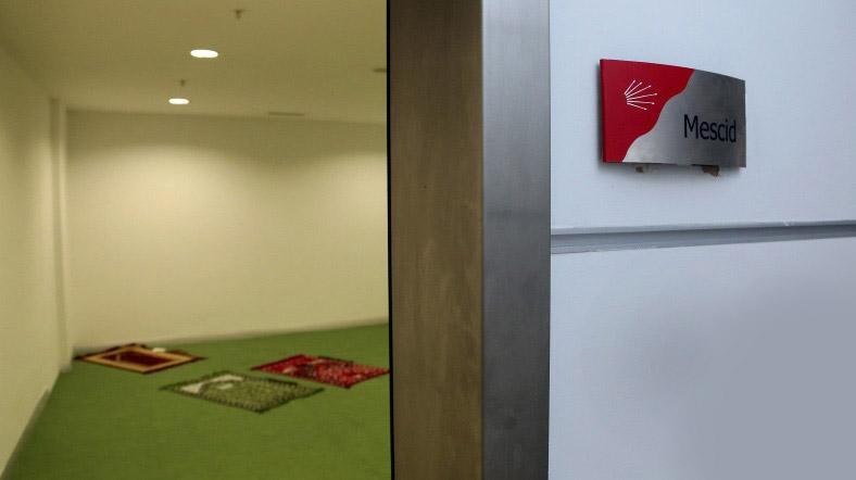 CHP Genel Merkez binasına mescid açıldı