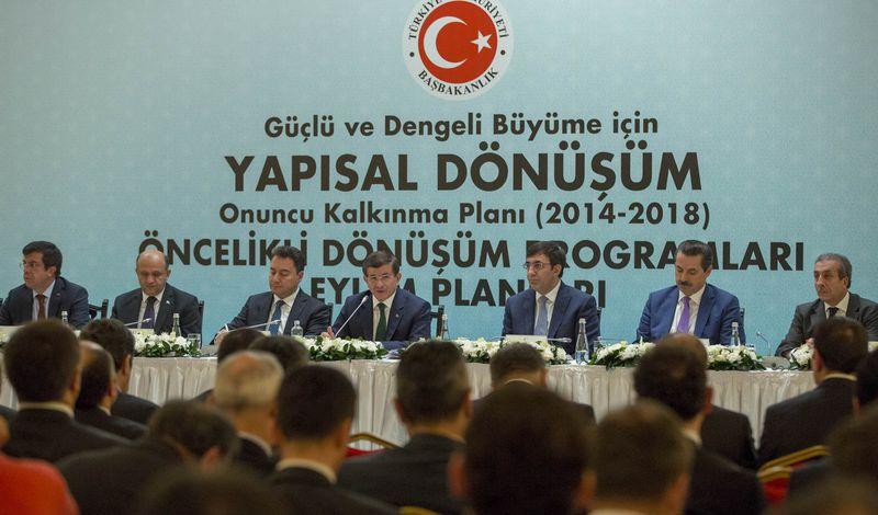 Başbakan Davutoğlu yeni ekonomi paketini açıkladı