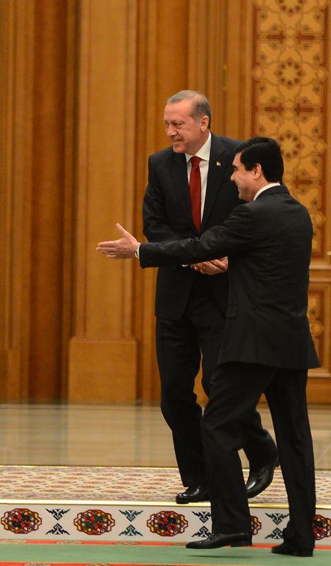Cumhurbaşkanı Erdoğan Türkmenistan'da İZLE