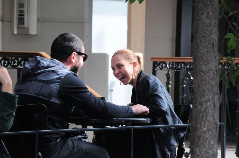 Sertab Erener Nişantaşı sokaklarında görüntülendi