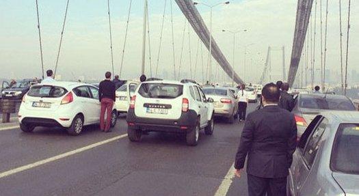 Saat 9'u 5 geçe Türkiye'de hayat durdu İZLE