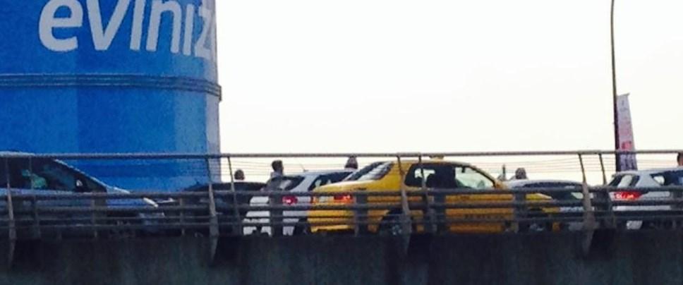 Saat 9'u 5 geçe Türkiye'de hayat durdu İZLE