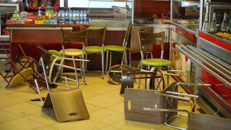 Mersin Üniversitesi'nde Öcalan kavgası: 6 yaralı