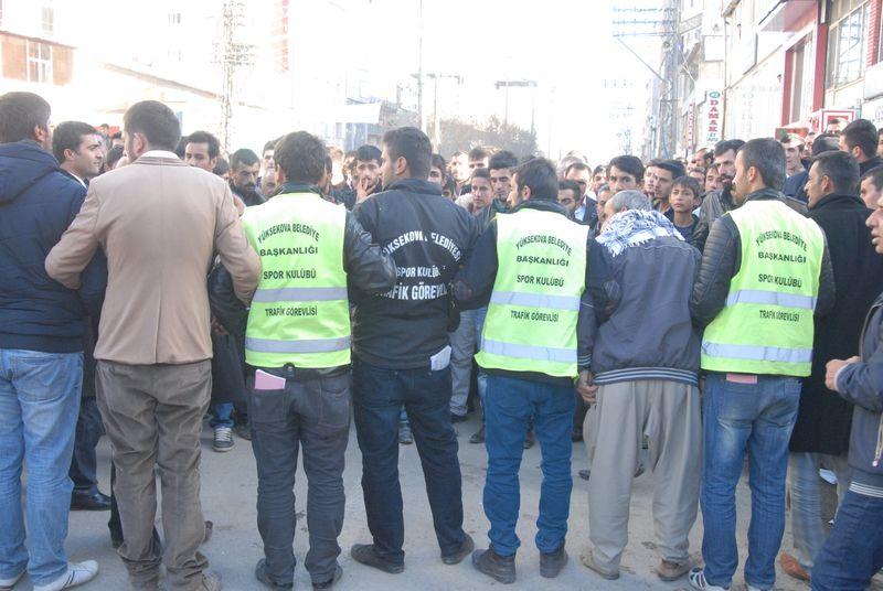 Hakkari’de hakaret özrü sonrası olaylar çıktı