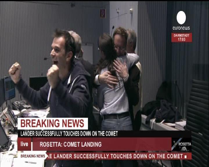 Philae uzay aracı kuyruklu yıldıza başarıyla indi