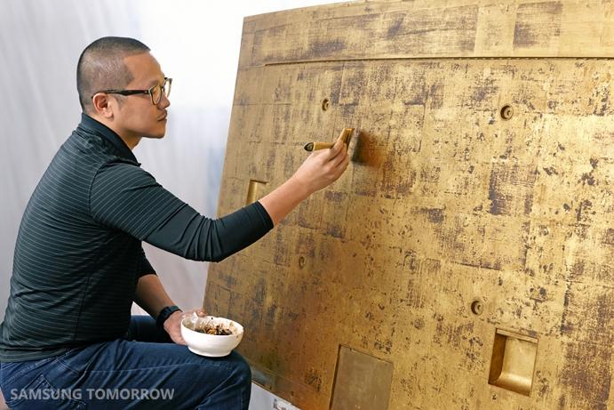 Samsung altın kaplama TV üretti