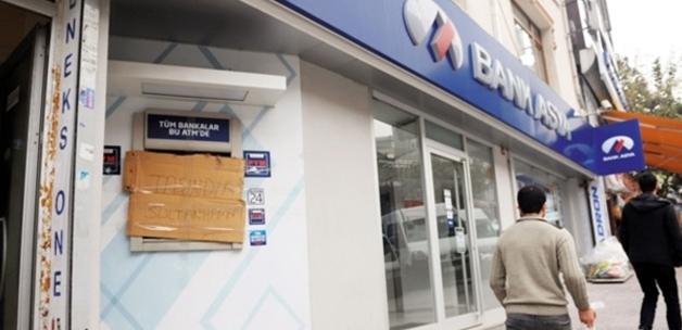Bank Asya küçülmeye devam ediyor
