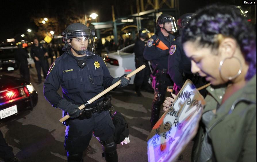 Amerika'da Ferguson eylemleri ikinci gününde