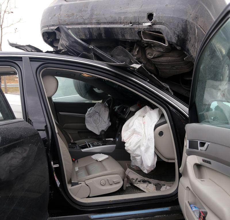 MHP Genel Başkanı Bahçeli'nin konvoyunda kaza