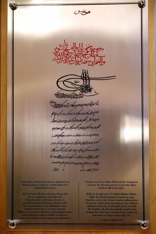 Erdoğan Papa'ya Fatih'in ahidnamesini gösterdi