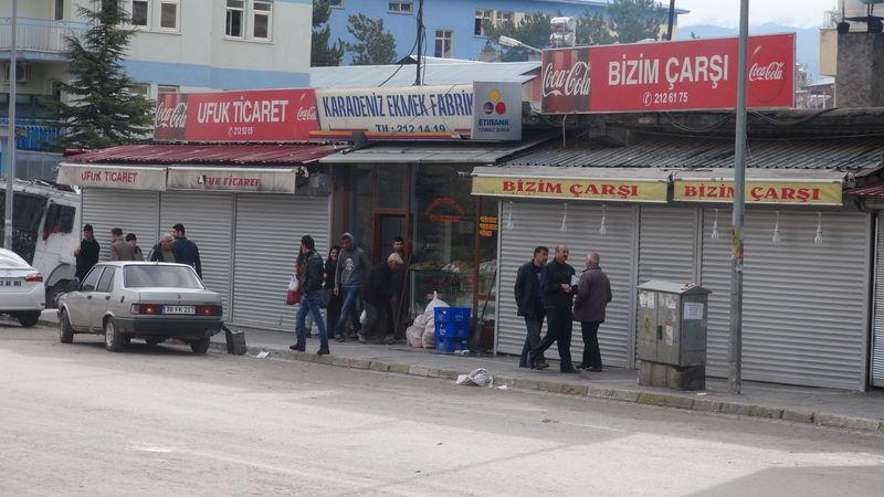 Bahçeli Tunceli'de esnaf ve cemevini ziyaret etmedi