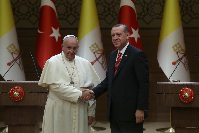 Papa Cumhurbaşkanlığı Sarayı'nda